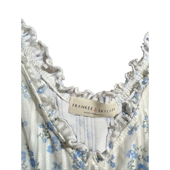 Frankee & Skylarr Cottagecore Floral Ruffle Trim Sheer Cami Top White Blue Sz L - Picture 7 of 10
